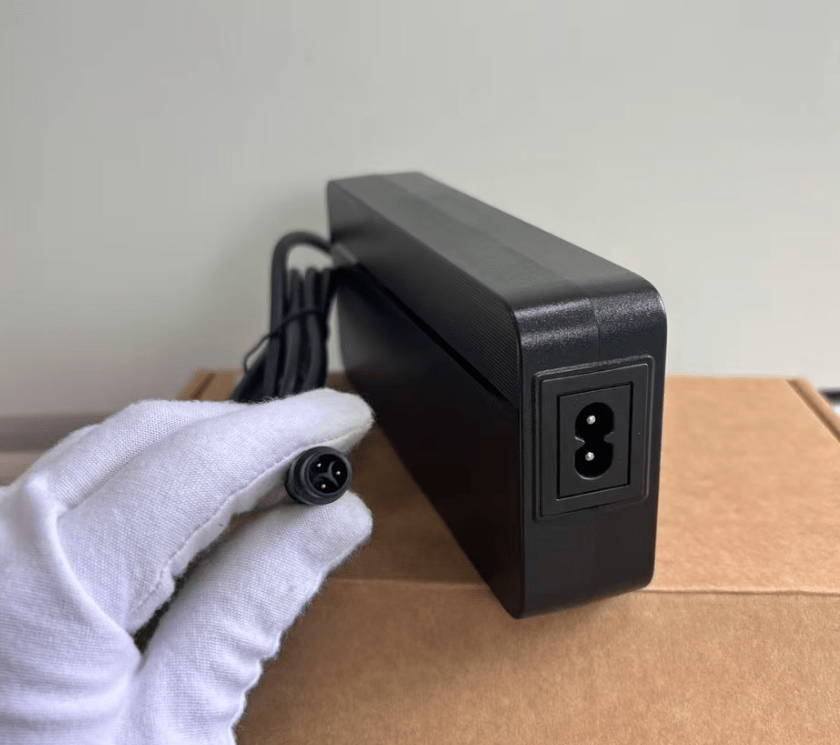 KuKirin G2 Master Charger – 52V 4A Upgraded FAST Charger - evcustom